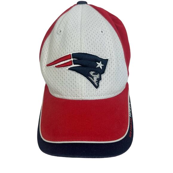 New England Patriots Hat Baseball Cap Pats Reebok NFL Colorblock Strapback - Picture 2 of 8